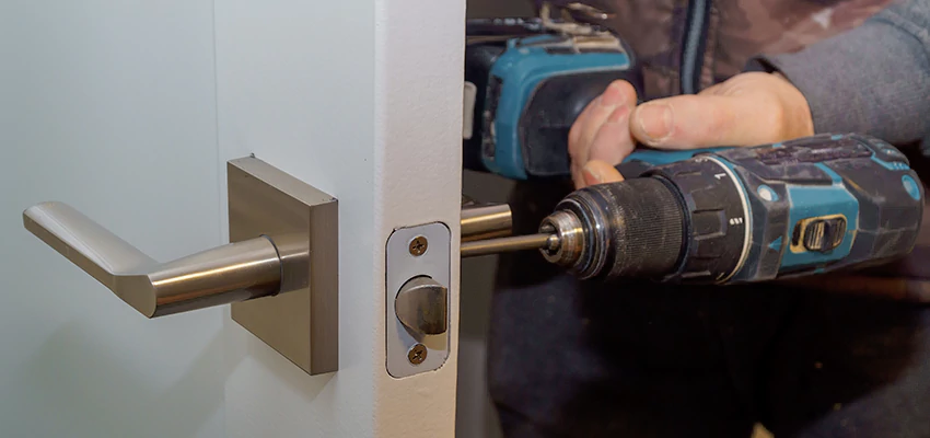 Broken Door Handle Lock Repair in Vallejo, California